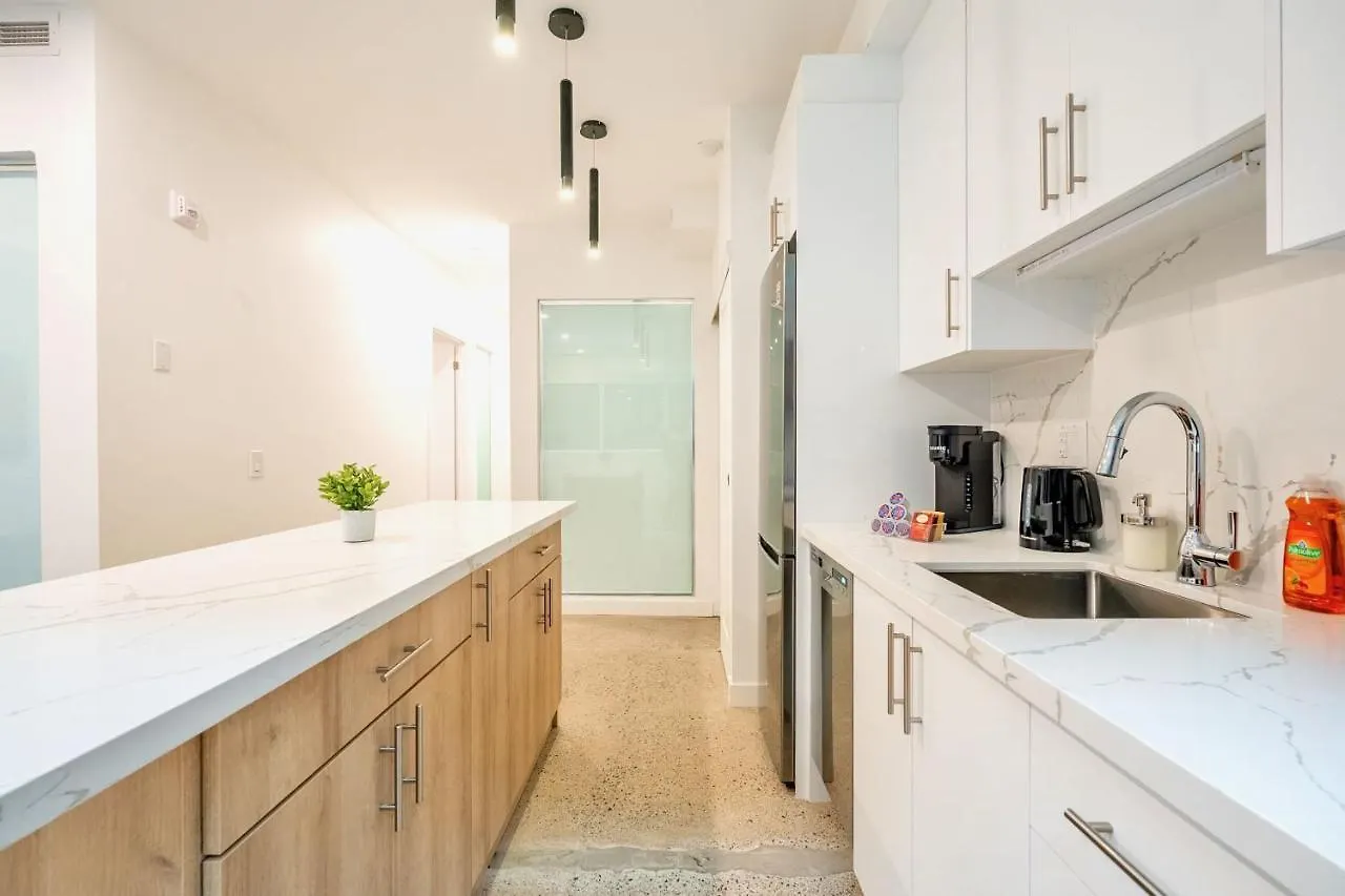 Spacious 2Br Apartment - Stunning View Of Cn Tower Toronto