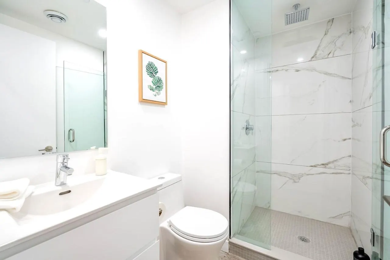 Spacious 2Br Apartment - Stunning View Of Cn Tower Toronto 0*,  Canada